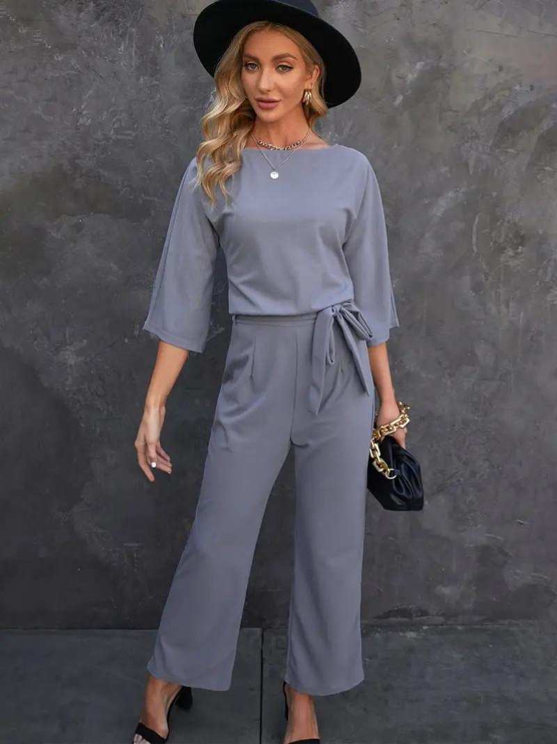 Mono de fiesta para mujer, diseño elegante con pierna ancha, estilo sofisticado y moderno.