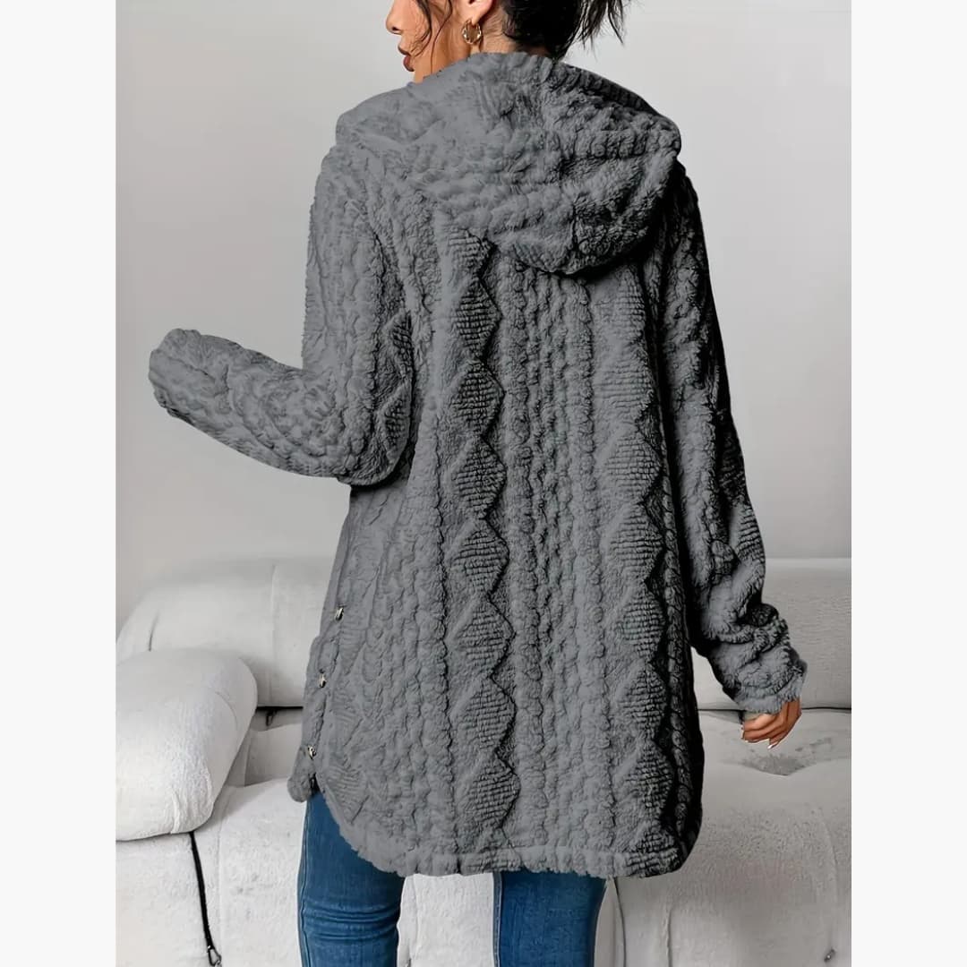 Cárdigan de invierno para mujer con capucha de forro polar, proporciona abrigo y estilo.
