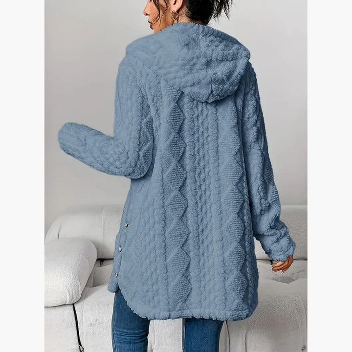 Cárdigan de mujer, forro polar con capucha y botones, ideal para el frío informal.