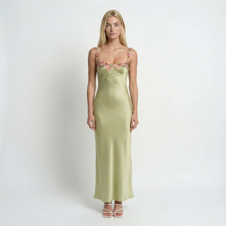 Vestido largo elegante para mujer con bordado floral, sin mangas, ideal para verano y ocasiones especiales.
