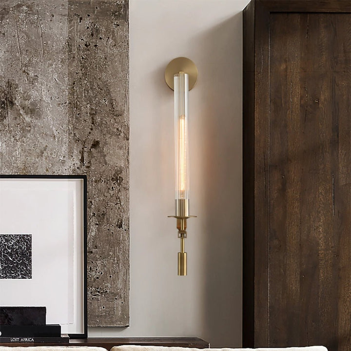 Lámpara de pared estilo retro con vidrio. Perfecta para crear un ambiente cálido y sofisticado en casa.