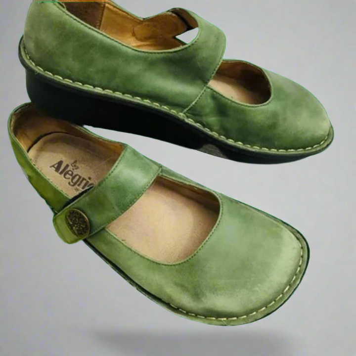 Zapatillas de mujer sin cordones, cómodas para uso diario. Calzado moderno y confortable para caminatas, otoño y primavera.