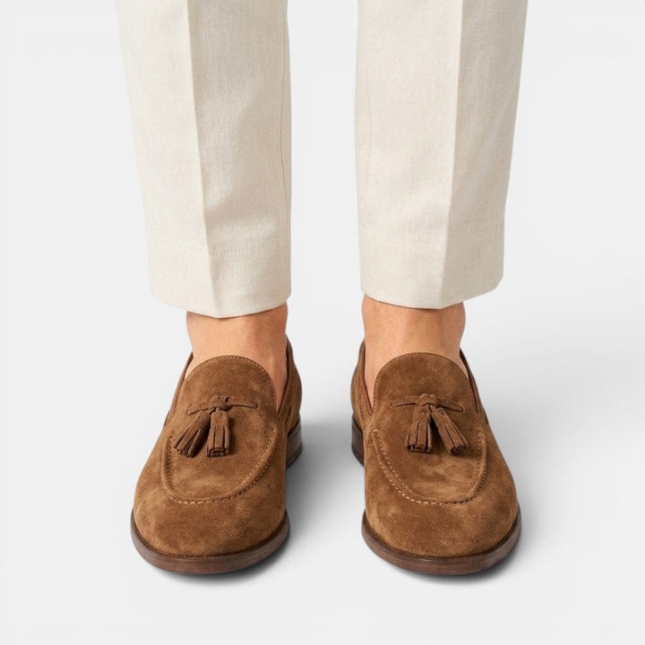 Calzado de hombre, mocasines de piel nobuck marrón para oficina o eventos de vestir, muy cómodos.