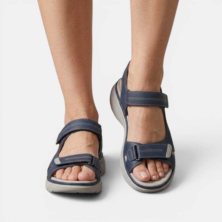 Sandalias de verano mujer con suela antideslizante y diseño versátil, perfectas para moda casual y playa.
