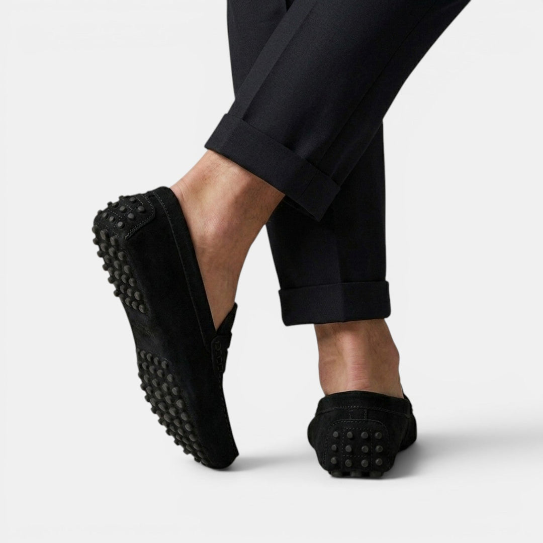 Mocasines veganos para hombre, diseño driver. Perfectos para un look casual chic y relajado.