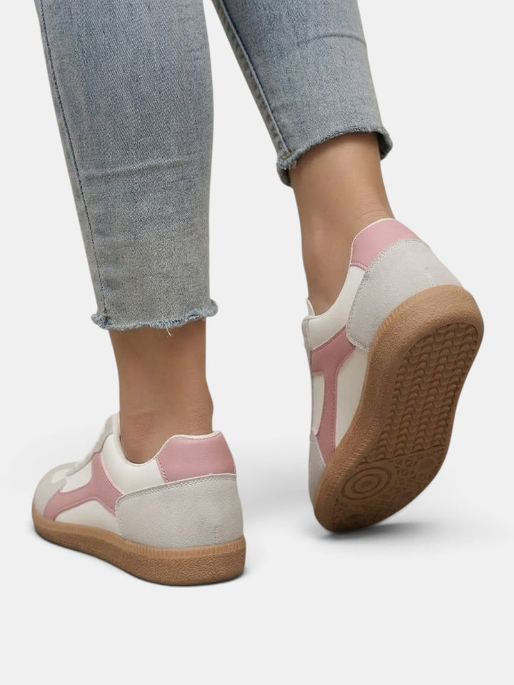 Suela antideslizante de zapatillas casuales para mujer, máxima comodidad y seguridad al caminar.