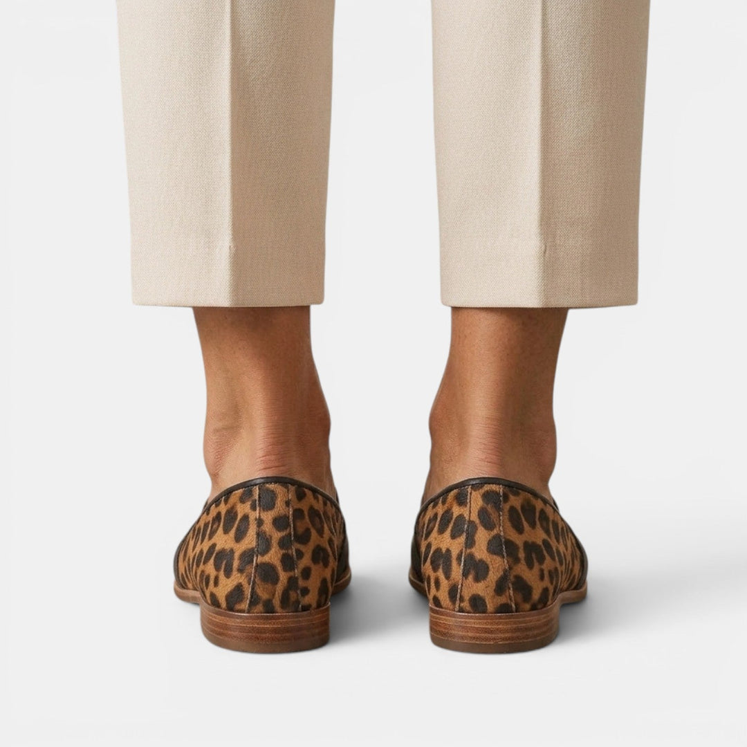 Calzado cómodo femenino, mocasines ortopédicos, ideales para pies delicados y estilo.