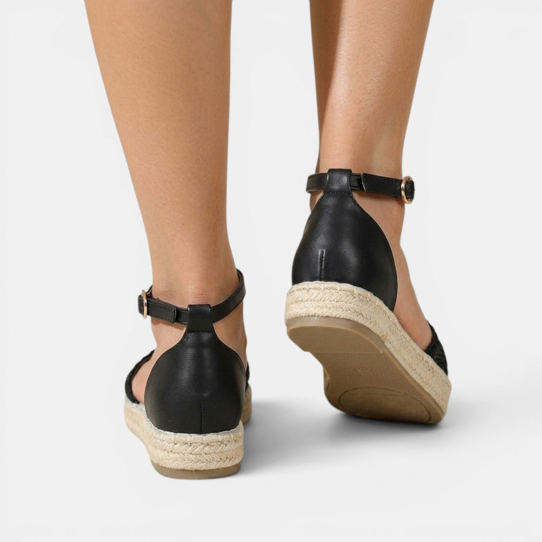 Zapatos de verano: Sandalias Fisherman para mujer, cerradas. Calzado cómodo y casual que sigue la moda veraniega.