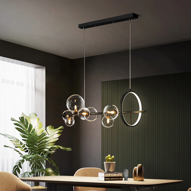 Lámpara colgante de cristal, moderna y ajustable, ideal para salón o comedor.