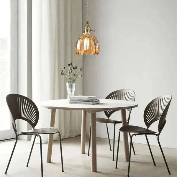 Colgante decorativo de vidrio floral E27, estilo romántico para luz ambiente en interiores.