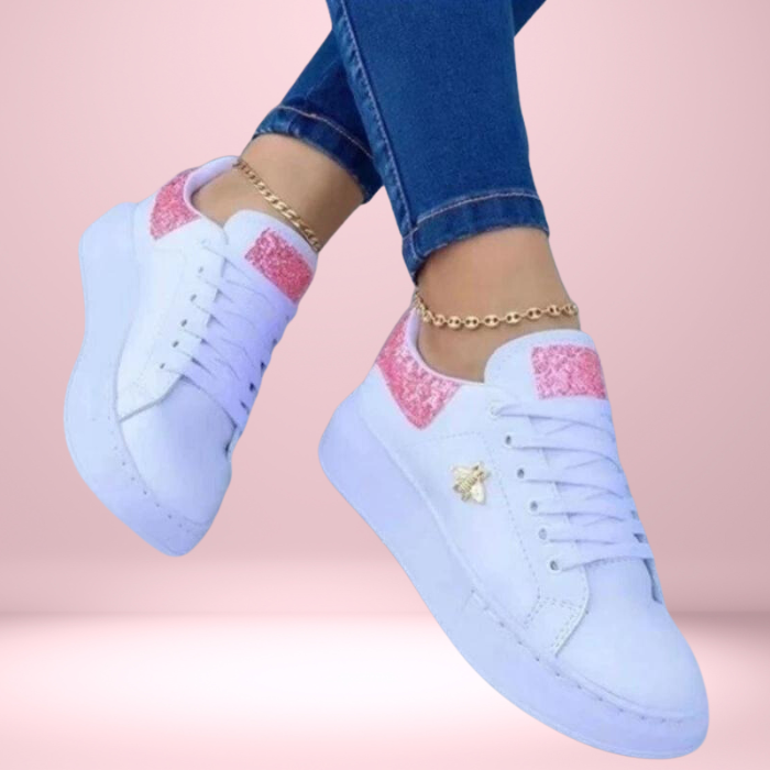 Calzado de mujer: zapatillas urbanas brillantes con glitter. Estilo moderno y comodidad para tus días casuales.