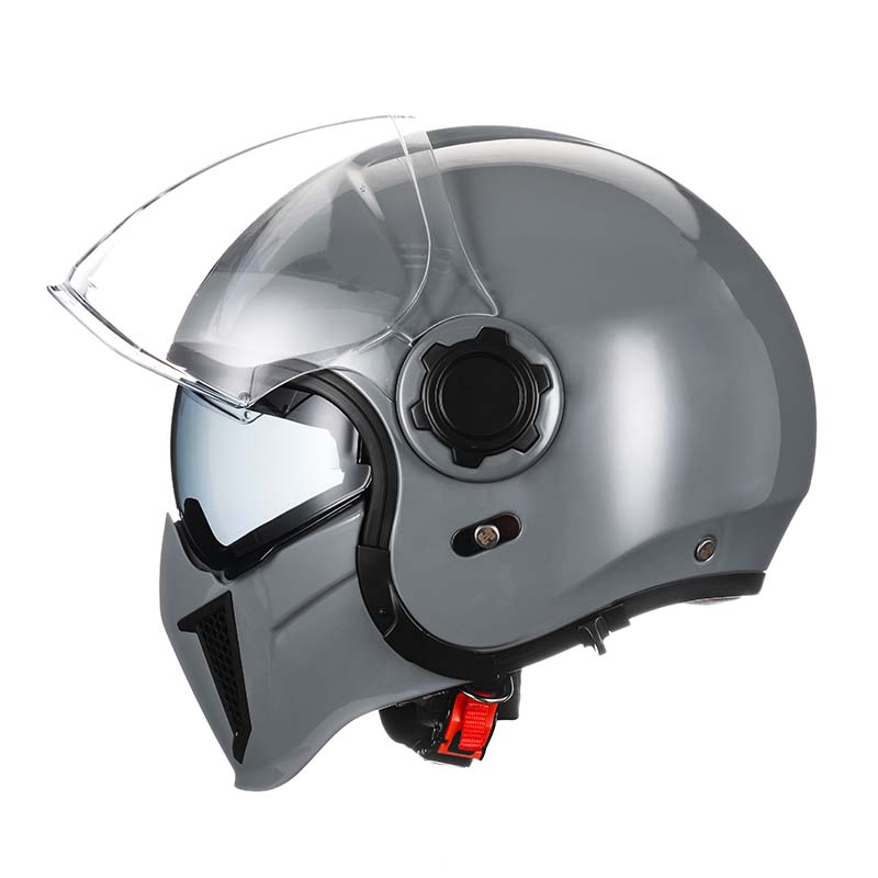 Detalle del sistema de ventilación en casco modular de moto con forro Coolmax transpirable.