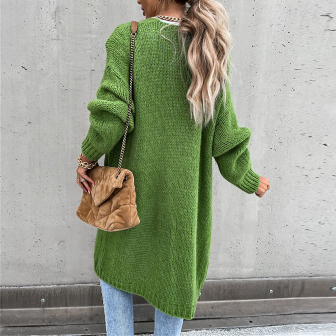Prenda de punto, cárdigan largo para mujer. Elegancia atemporal y cálida para invierno.