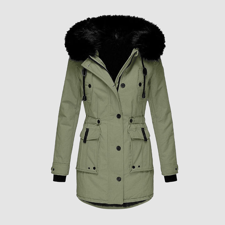 Abrigo sofisticado de mujer para invierno, perfecto para mantenerse cálida y elegante en exteriores.