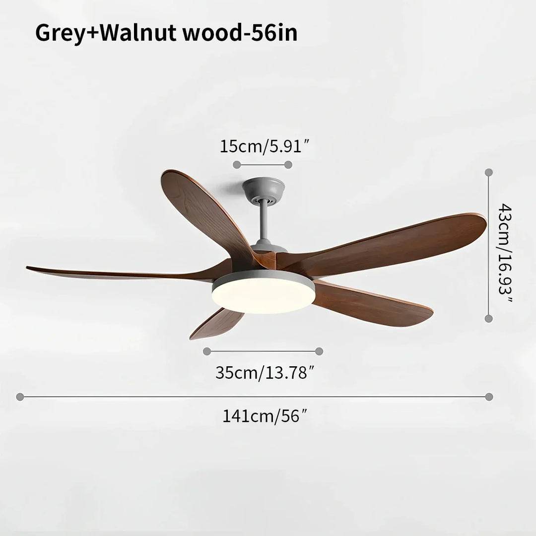 Diseño industrial en ventilador de techo con aspas de madera y luz LED silenciosa.
