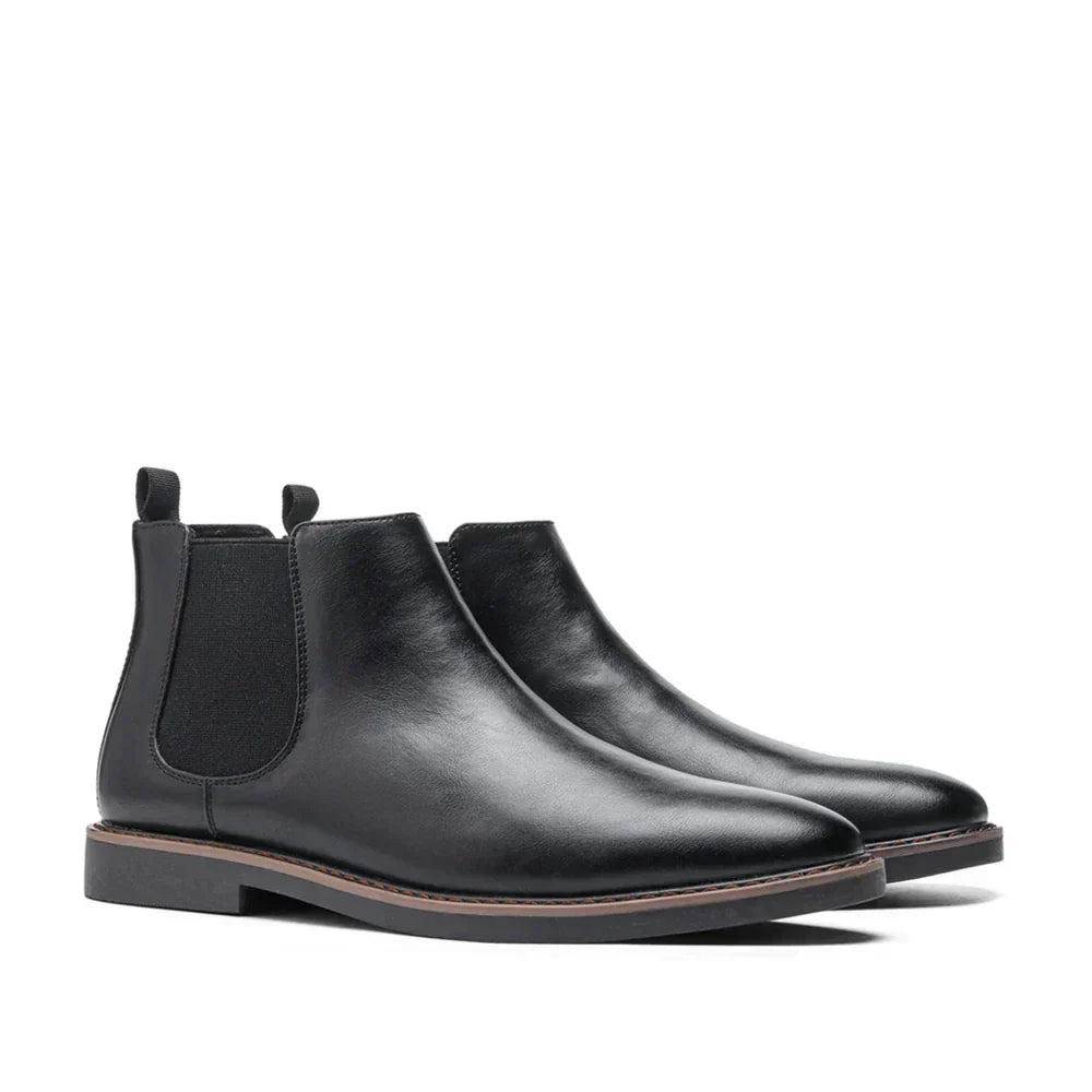 Botas Chelsea de gamuza para hombre. Estilo versátil y moderno, sin cordones y fáciles de usar.