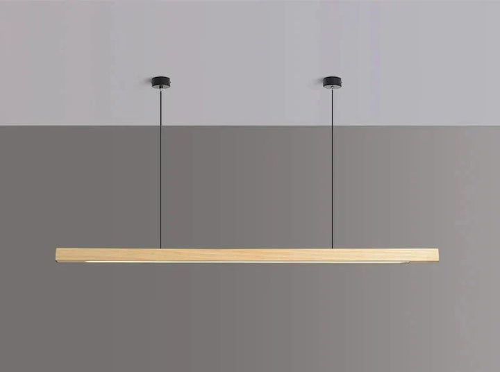 Lámpara de techo moderna de madera de pino Arden. Luminaria colgante minimalista para decoración interior del hogar.