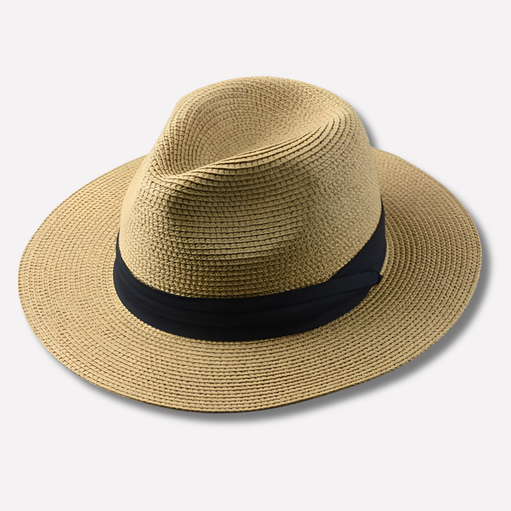 Accesorio de moda: Sombrero Panamá de paja para hombre. Estilo elegante y casual, ideal para complementar atuendos de verano.