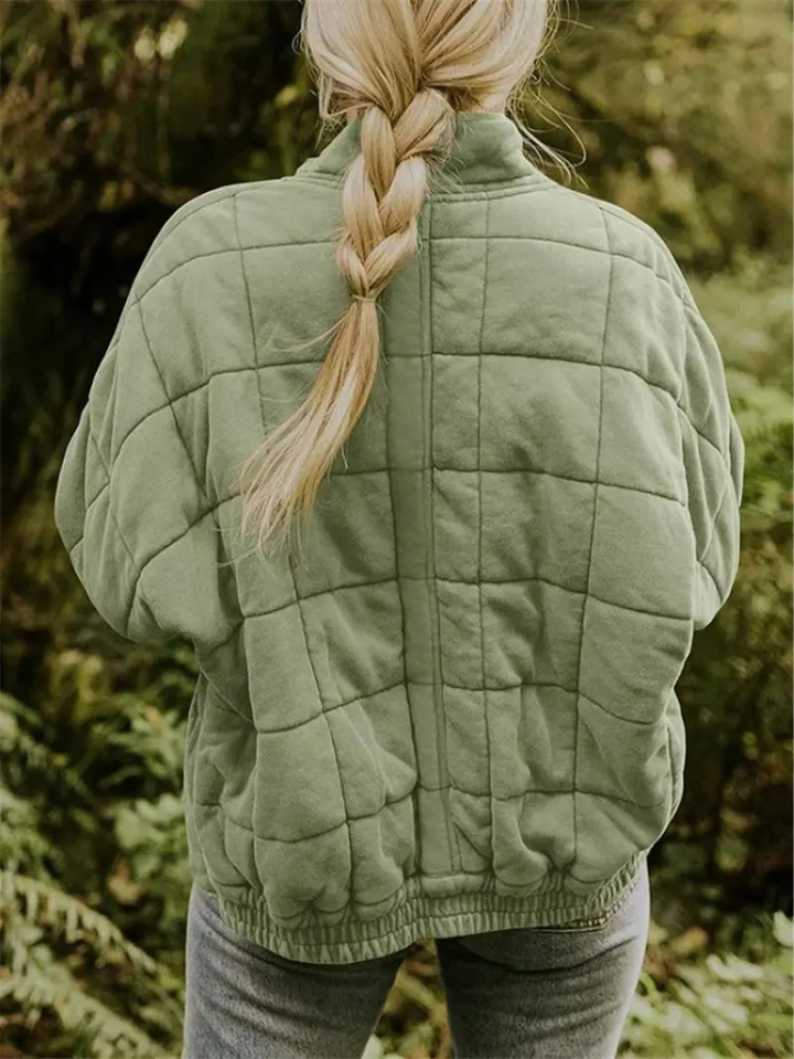 Chaqueta oversize acolchada para mujer, un must-have para el invierno, muy de moda.