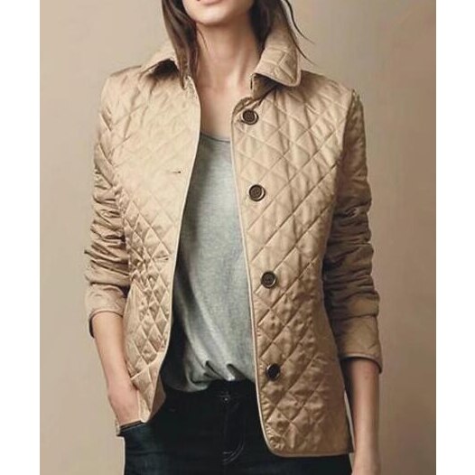 Abrigo acolchado de mujer, diseño casual y elegante, perfecto para un look moderno en otoño.