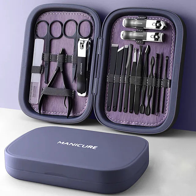 Kit profesional de manicura y pedicura de acero inoxidable en estuche de lujo. Herramientas de cuidado personal.