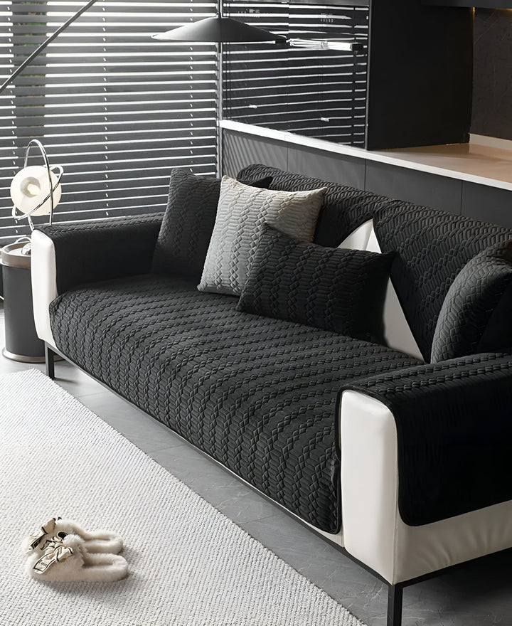 Funda de sofá premium de terciopelo, elegante protección y suavidad para la decoración de tu sala de estar. [[lstfy-media:8]]