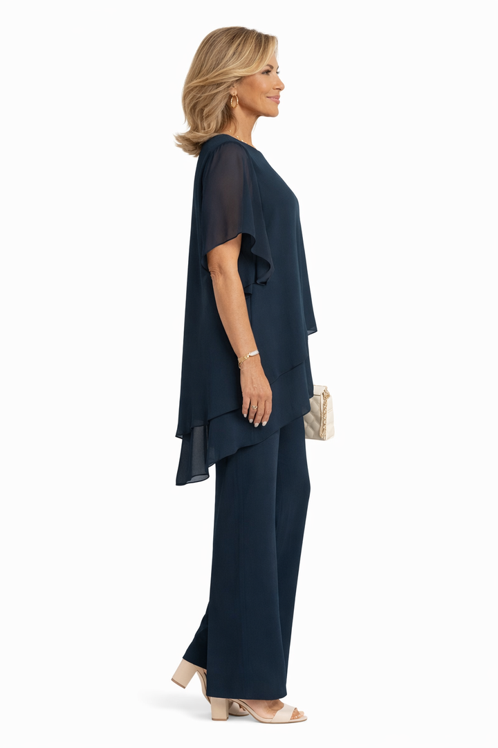 Elegante conjunto fluido para mujer con pantalón ancho. Tejido cómodo y ligero, perfecto para un look sofisticado de verano.