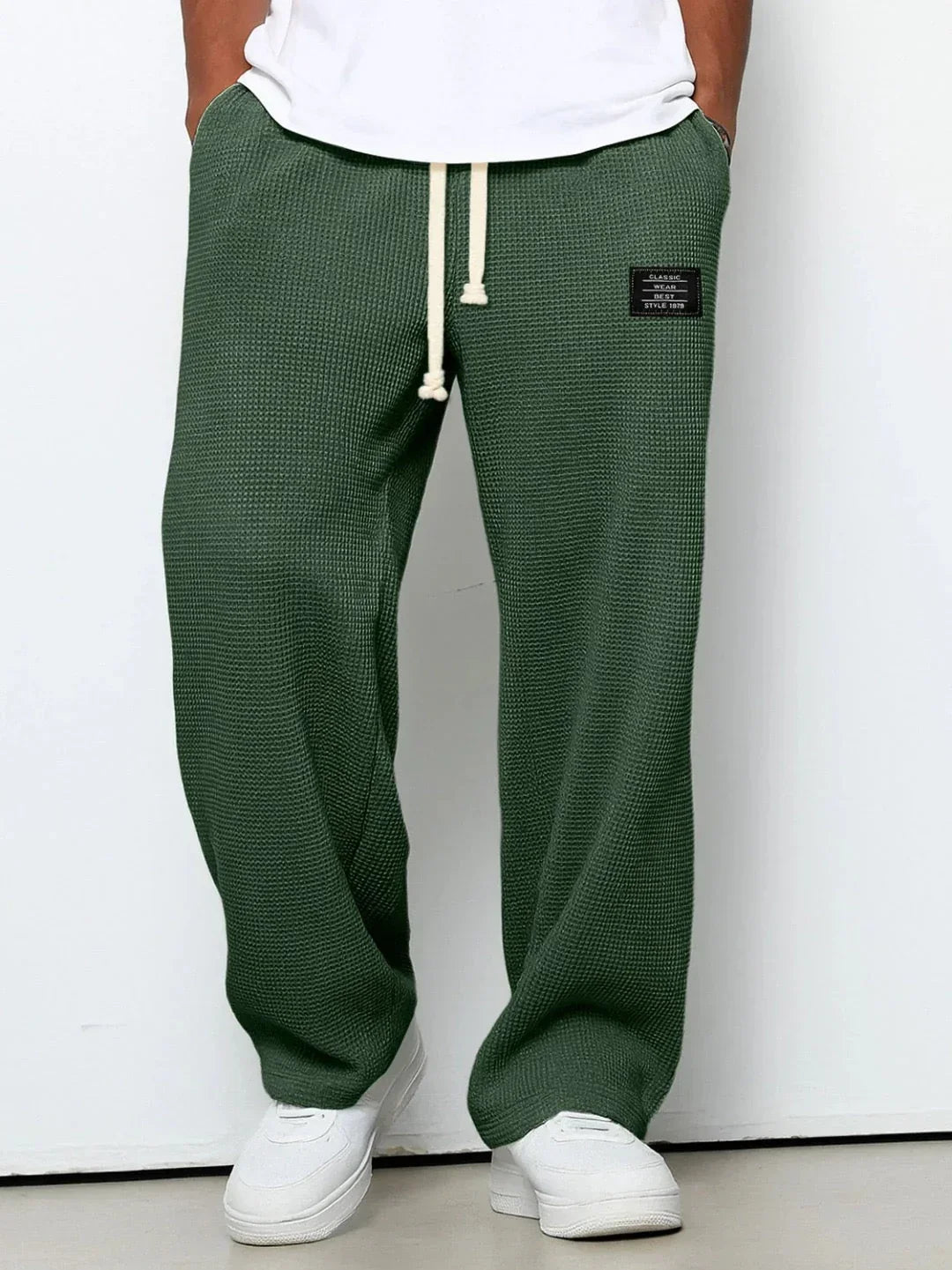Cómodo pantalón ancho casual, transpirable y con cintura ajustable. Ideal para el estilo de verano.