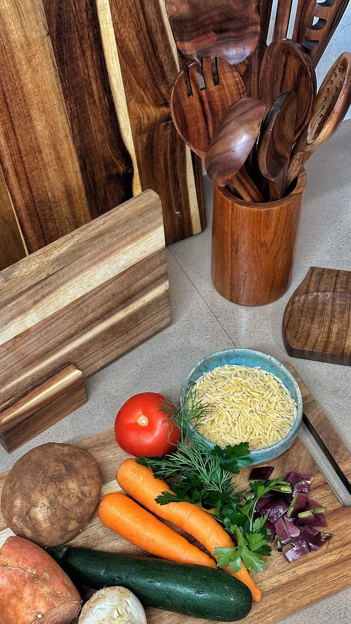 Utensilios de cocina de teca, set natural de 9 piezas para hogar sostenible.