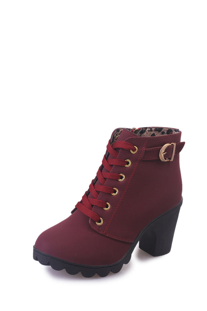 Botines de gamuza para mujer con plataforma, cordones y tacón. Calzado casual de moda de otoño.