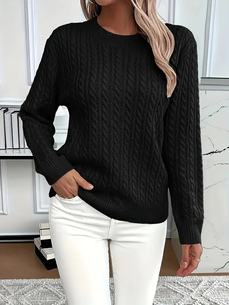 Moda femenina: jersey con tejido trenzado, cuello redondo. Comodidad y estilo para cualquier ocasión.