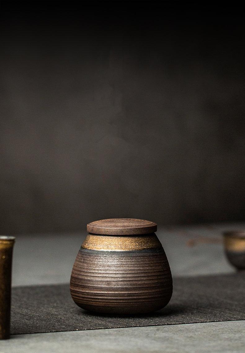 Tarro sellado de cerámica hecho a mano. Estilo wabi-sabi único, almacenamiento de té/especias y decoración de hogar.