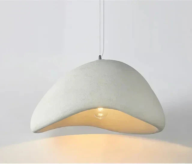 Lámpara moderna geométrica con acabado de cemento industrial, para decoración e iluminación del hogar.