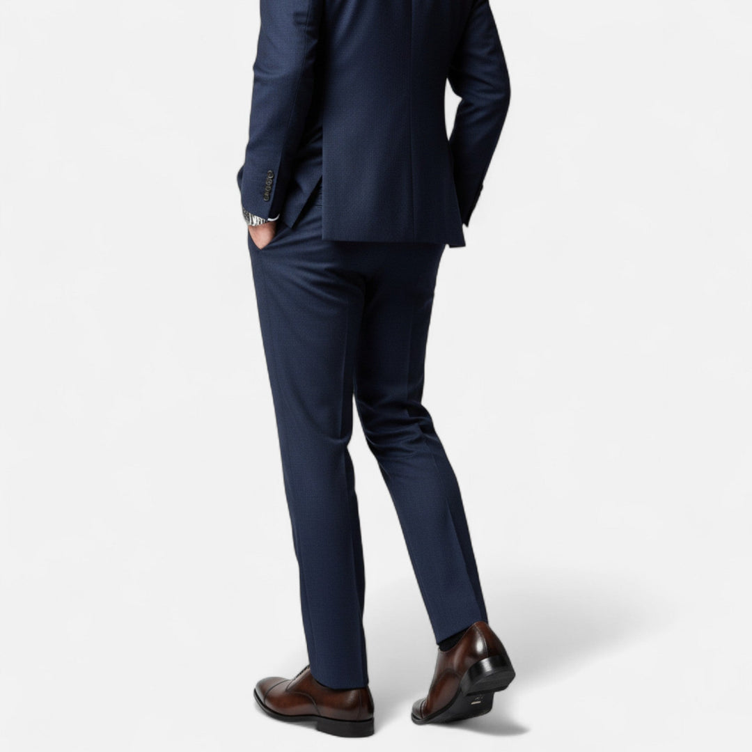Calzado Oxford formal para hombre, diseño clásico de piel con cordones, para máxima elegancia masculina.