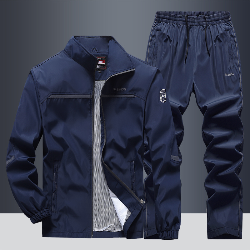 Pantalones de chándal de hombre, ideales para actividad deportiva o un atuendo casual de moda masculina.