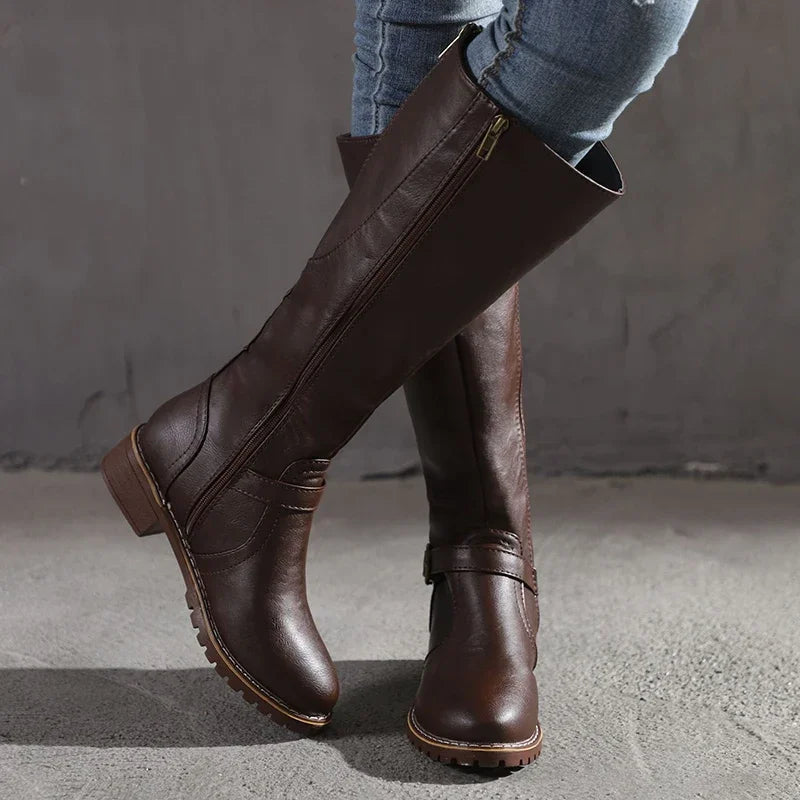 Botas de invierno para mujer, diseño clásico hasta la rodilla. Calzado alto elegante y versátil, ideal para cualquier look.