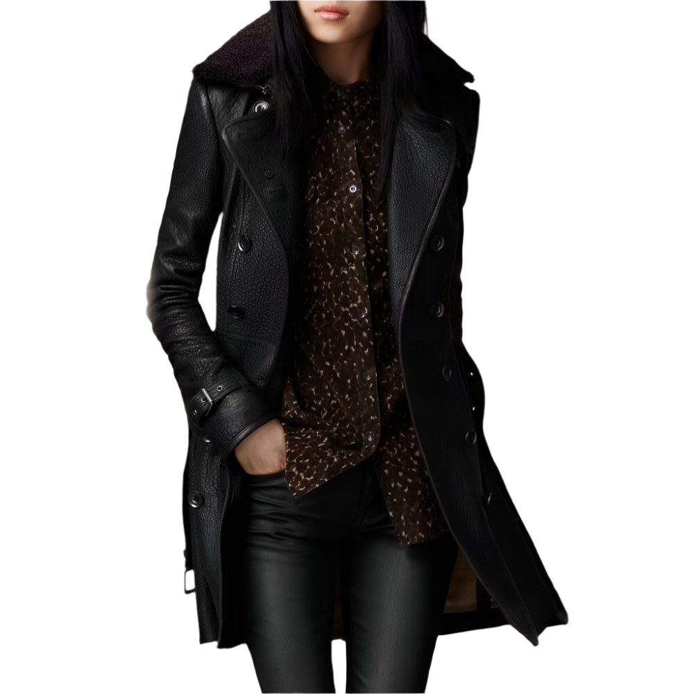Abrigo de invierno elegante para mujer, color negro, ideal para un look sofisticado y cálido. Ropa exterior femenina de moda.