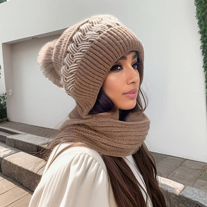 Mujer luciendo set de gorro y bufanda acrílicos cálidos, estilo moderno, perfecto para invierno y frío, accesorio chic.