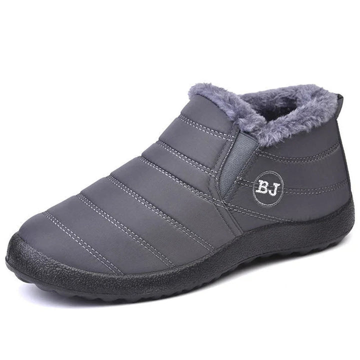 Moda invierno: Botas unisex para el frío. Calzado cómodo y cálido con suela antideslizante, ideal para la nieve.