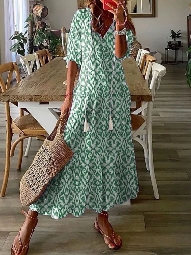 Vestido maxi floral fluido para mujer, tela suave, ideal para primavera o verano casual y diario.