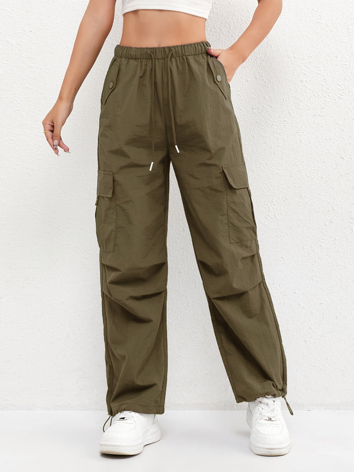Moda femenina: Pantalón cargo de mujer tiro alto, cintura elástica, tejido cómodo. Estilo casual versátil.