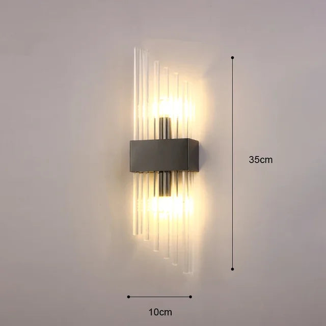 Lámpara de pared LED con luz fría, diseño de lujo perfecto para oficina o hogar moderno.
