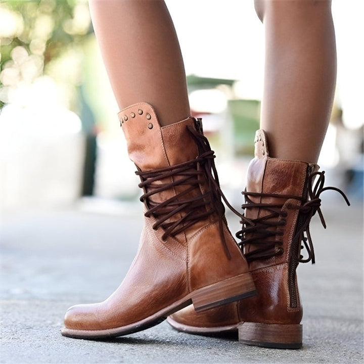 Estilosas botas para mujer, perfectas para otoño e invierno. Calzado femenino cómodo y a la moda.