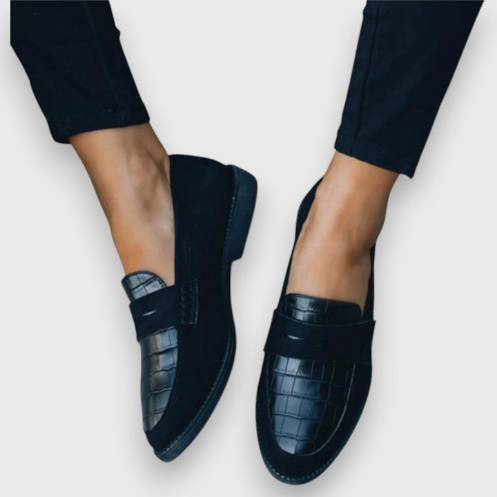 Mocasines de hombre elegantes con diseño de cocodrilo, calzado de cuero premium sin cordones para ocasiones formales.