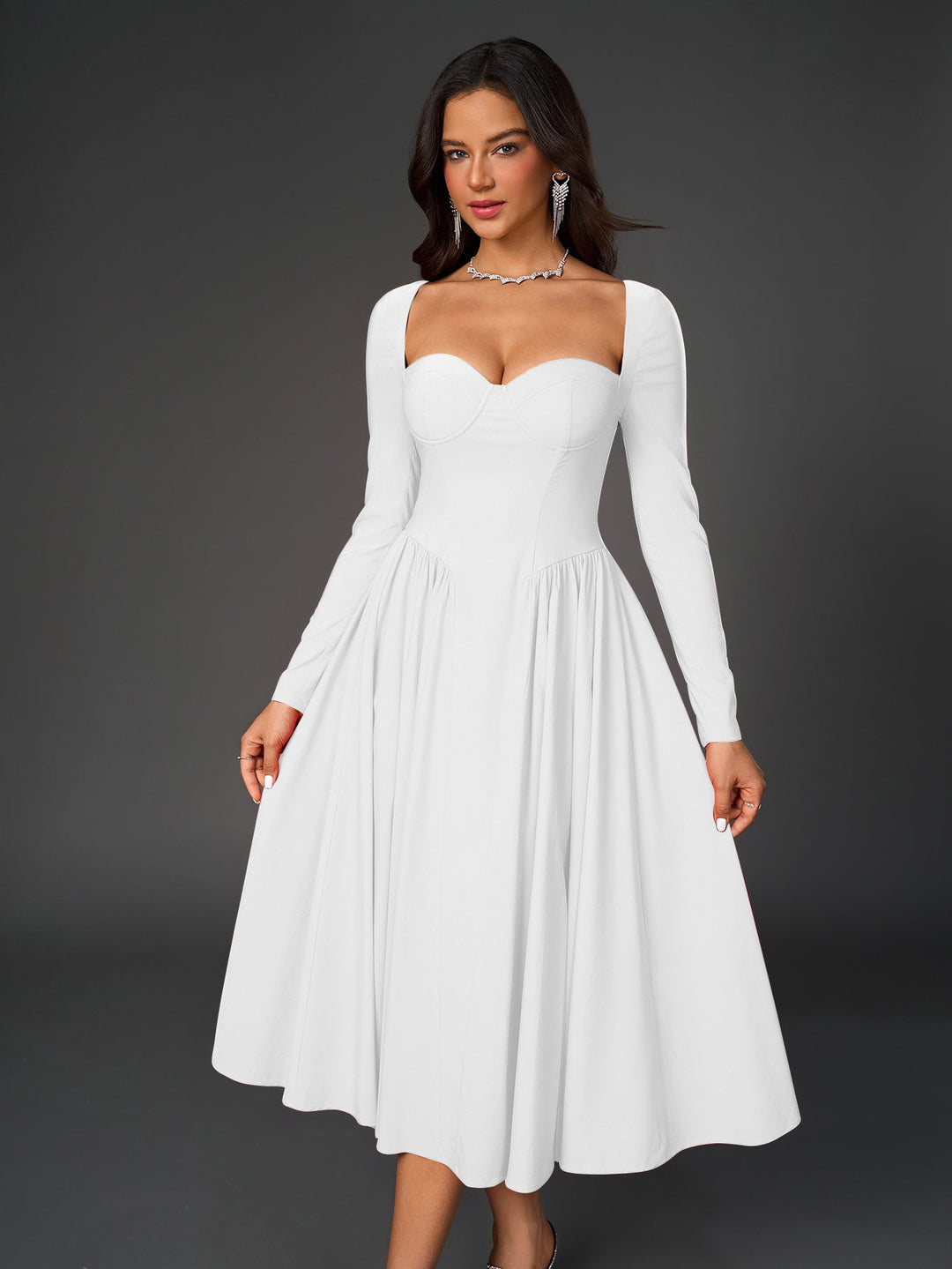 Vestido femenino, línea A, manga larga, lazo espalda. Ideal para lucir radiante.