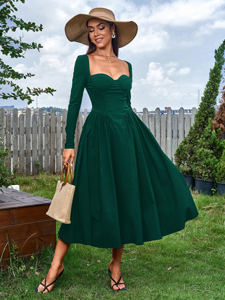 Elegante vestido línea A, manga larga, lazo en espalda, ideal para cualquier ocasión.