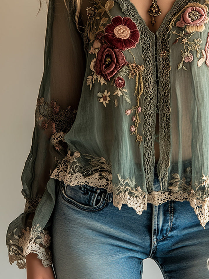 Blusa elegante floral verde de mujer, manga larga. Tendencia moda femenina, versátil para cualquier ocasión.