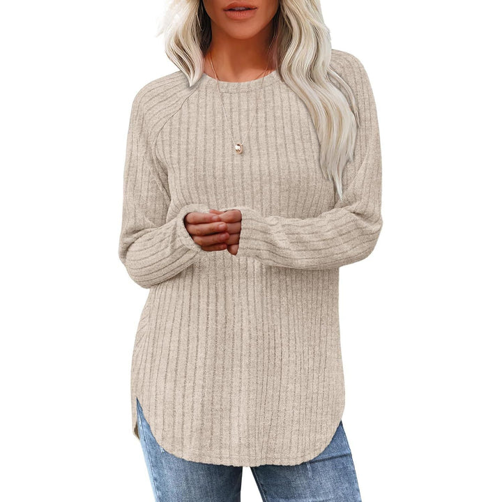 Jersey de mujer acanalado de manga larga y cuello redondo. Cómodo y versátil para el estilo de otoño-invierno.