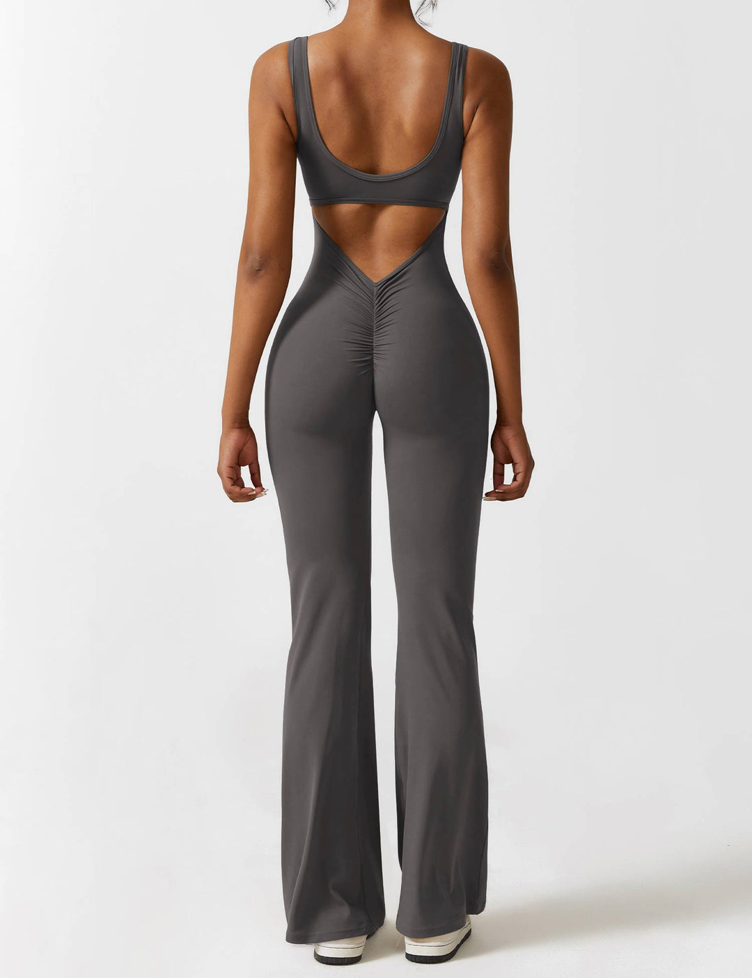 Mono fitness negro mujer, espalda en V, elástico y transpirable, soporte para tu rutina.