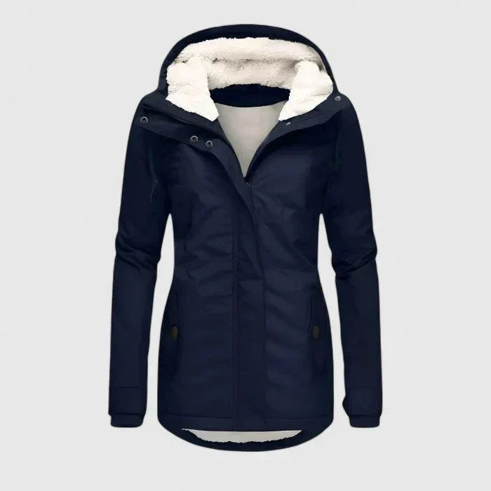 Abrigo casual de mujer, impermeable y cómodo. Chaqueta moda femenina para toda estación. Versátil y con estilo.